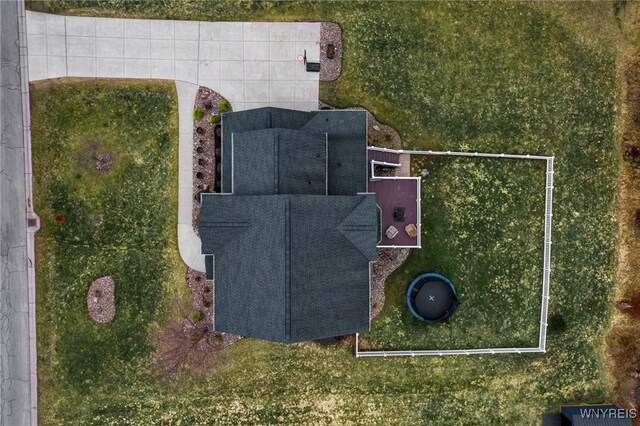 905 Sullivan Ct, Lewiston, NY 14092 - drone / aerial view
