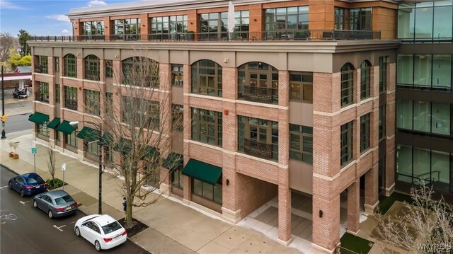 view of building exterior