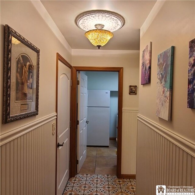 384 Flickerwood Rd, Kane-Borough, PA 16735 - corridor featuring wainscoting