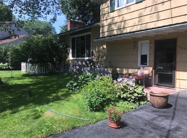 7650 Commodore Cir, Clay, NY 13090 - view of grassy yard