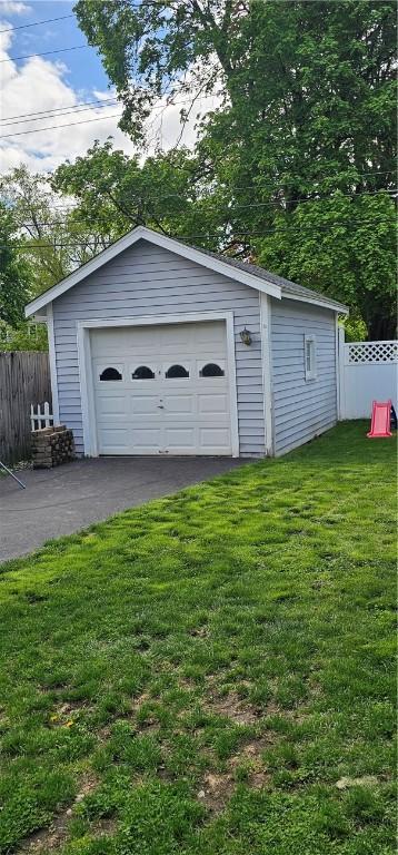43 Sunnyside Dr, Elmira, NY 14905 - view of detached garage