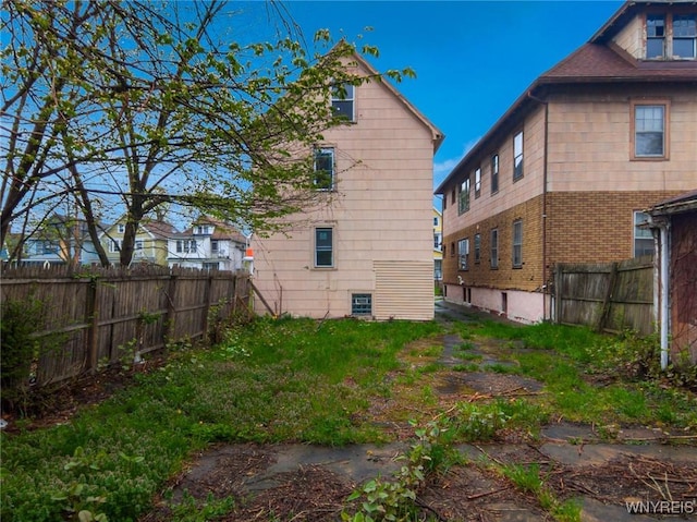 329 Jewett Ave, Buffalo, NY 14214 - back of house with fence