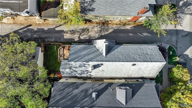 aerial view of property and surrounding area