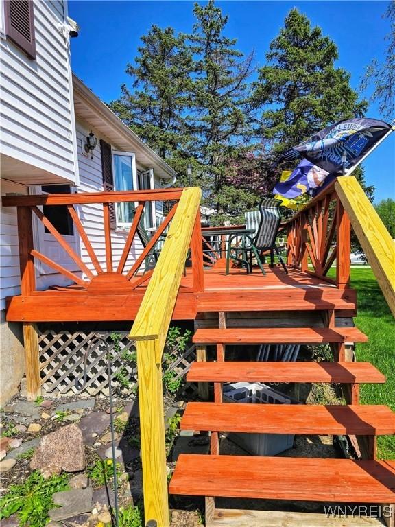 6943 Academy Ln, Lockport-Town, NY 14094 - view of wooden deck