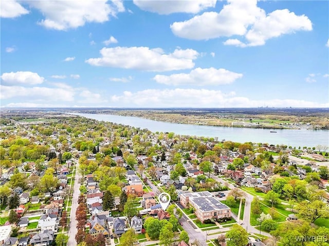82 Clinton St, Tonawanda-City, NY 14150 - aerial perspective of suburban area with a large body of water