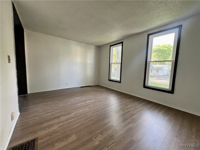 107 Spalding St, Lockport City, NY 14094 - photo 11