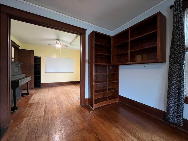 324 W Ave, Elmira-City, NY 14904 - unfurnished living room with baseboards, hardwood / wood-style floors, and ceiling fan