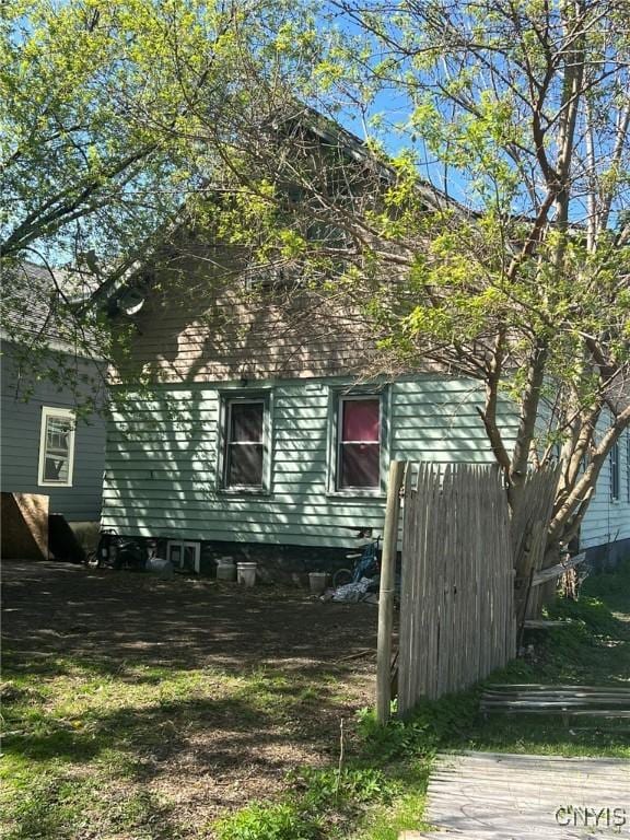 413 Fitch St, Syracuse, NY 13204 - view of property exterior