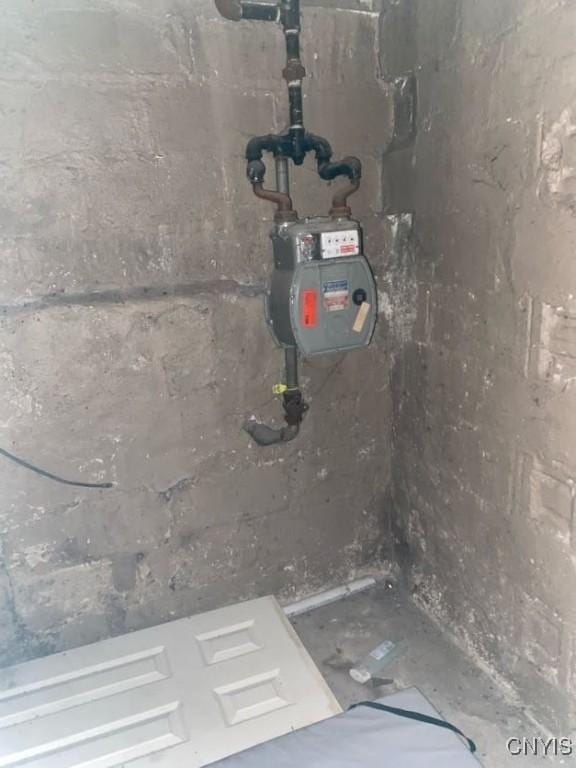 413 Fitch St, Syracuse, NY 13204 - utility room with gas meter