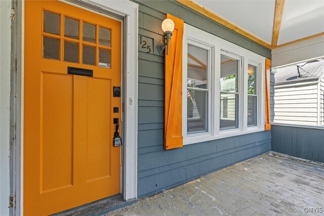 view of property entrance