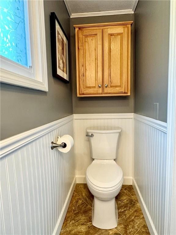 155 Hickory Grove Rd, Horseheads, NY 14845 - bathroom featuring wainscoting, toilet, and ornamental molding