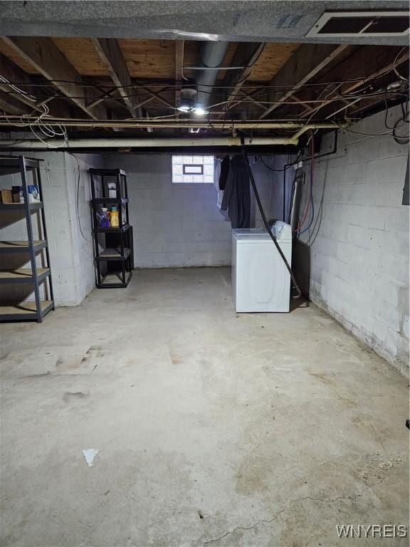 3159 Upper Mountain Rd, Cambria, NY 14132 - below grade area featuring washer / dryer