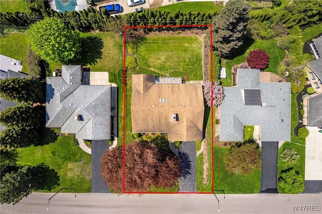 aerial view of property's location with property parcel outlined