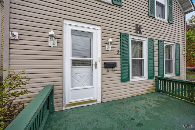 view of property entrance