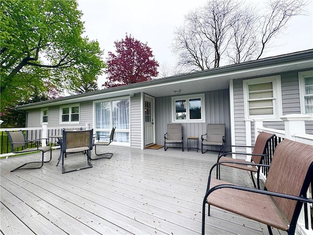 5 Walnut Street Ext, Sennett, NY 13021 - view of deck