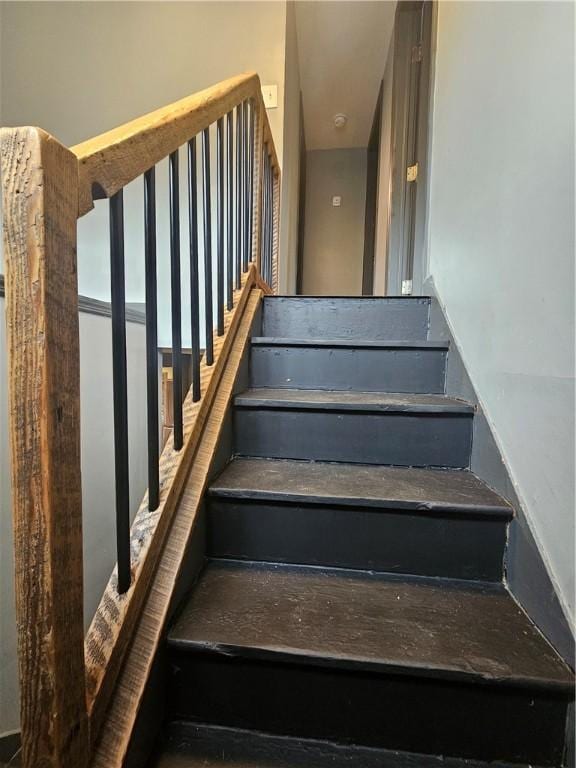 57 Interstate Pkwy, Bradford-City, PA 16701 - view of staircase