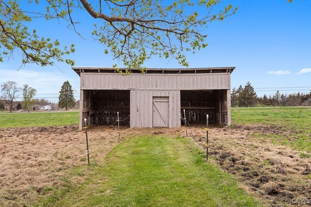 2066 Deerlick Rd, Cape Vincent, NY 13618 - view of pole building featuring a yard