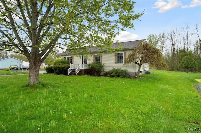 120 Getmac Ave, Lenox, NY 13032 - view of front facade featuring a front lawn and crawl space