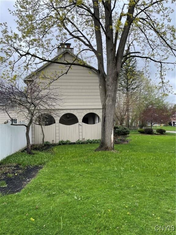 10 Sage Ct, Utica, NY 13502 - view of yard