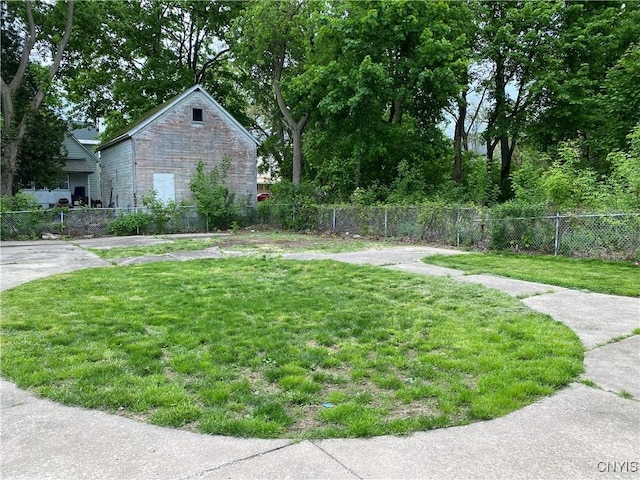 138 W Lynhurst Ave, Syracuse, NY 13205 - view of yard