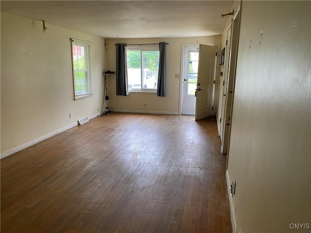 138 W Lynhurst Ave, Syracuse, NY 13205 - empty room with wood finished floors and baseboards