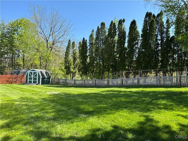 6 Tyler Ct, Manlius, NY 13104 - view of yard featuring a storage shed and an outdoor structure