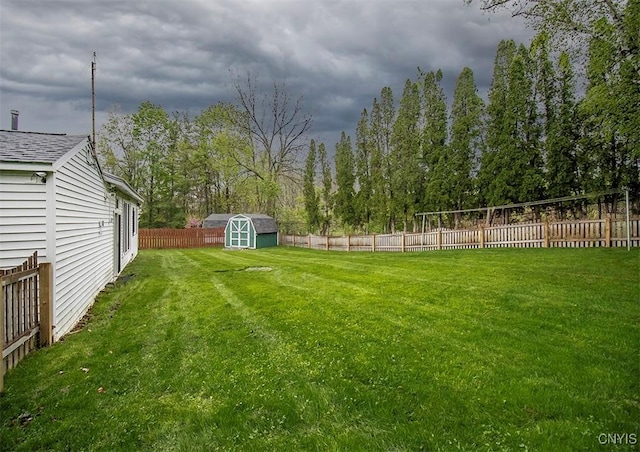 6 Tyler Ct, Manlius, NY 13104 - view of yard with a shed and an outdoor structure
