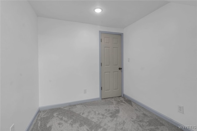 65 Kingsley St, Buffalo, NY 14208 - carpeted empty room featuring baseboards, recessed lighting, and vaulted ceiling