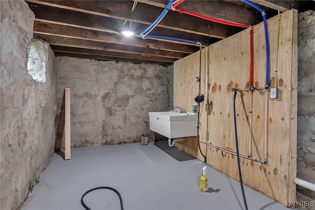 65 Kingsley St, Buffalo, NY 14208 - unfinished below grade area with a sink