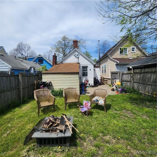 93 Austin St, Buffalo, NY 14207 - view of yard with a fire pit