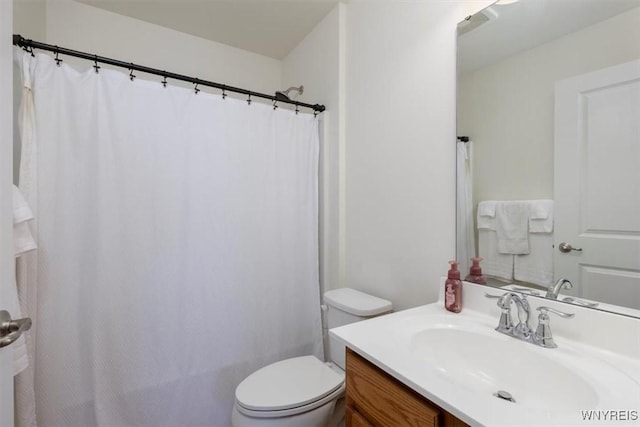 694 Pleasant View Dr, Lancaster, NY 14086 - full bath featuring toilet, vanity, and a shower with curtain