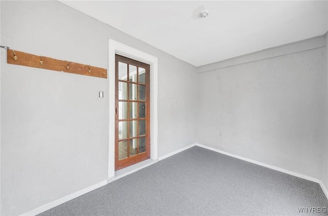 111 Roesch Ave, Buffalo, NY 14207 - carpeted empty room with baseboards