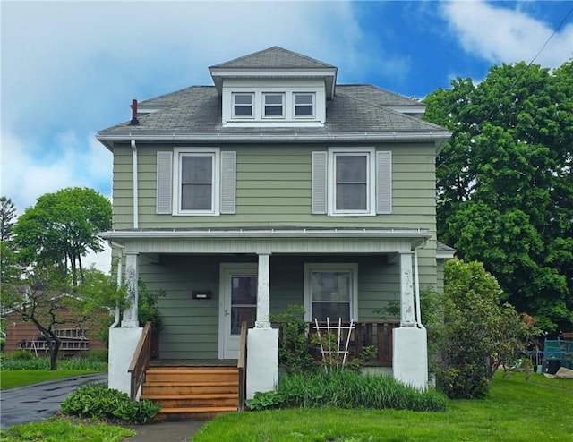 612 Reynolds St, Elmira-City, NY 14904 - american foursquare style home with covered porch