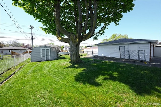 41 Della Dr, Lackawanna, NY 14218 - view of yard with a shed and an outbuilding