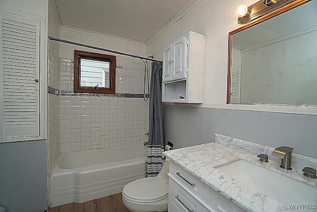 54 Pine Ridge Rd, Cheektowaga, NY 14211 - bathroom with shower / bath combination with curtain, toilet, vanity, and wood finished floors