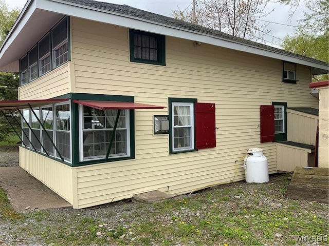 13202 Park Rd, Carlton, NY 14571 - view of side of property