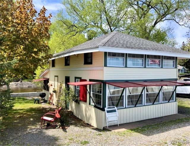13202 Park Rd, Carlton, NY 14571 - view of front of home featuring roof with shingles