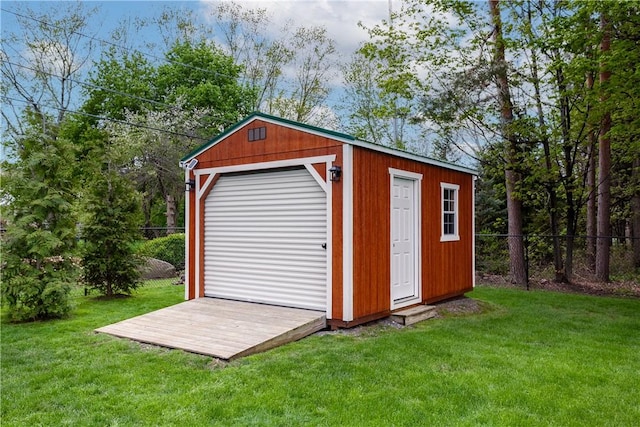 view of outdoor structure with an outdoor structure
