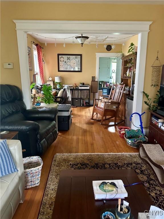 923 Teall Ave, Syracuse, NY 13206 - living area featuring hardwood / wood-style floors