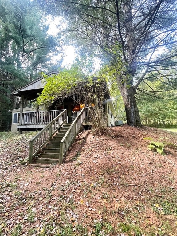 920 New Kingston Rd, Middletown, NY 12455 - view of yard featuring a porch and stairs