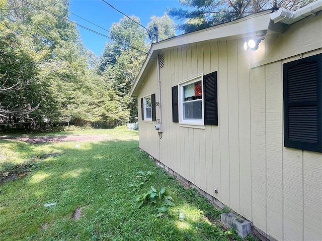 920 New Kingston Rd, Middletown, NY 12455 - view of home's exterior with a yard