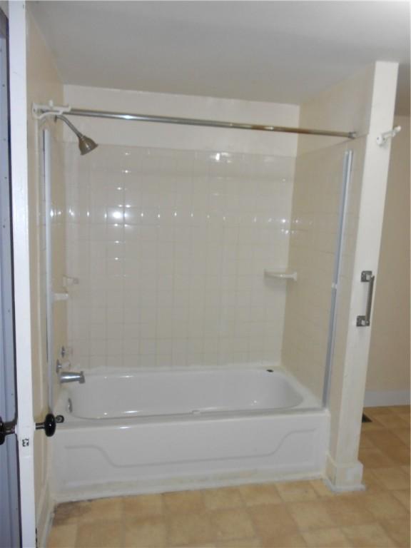 257 E 18th St, Elmira, NY 14903 - photo 6