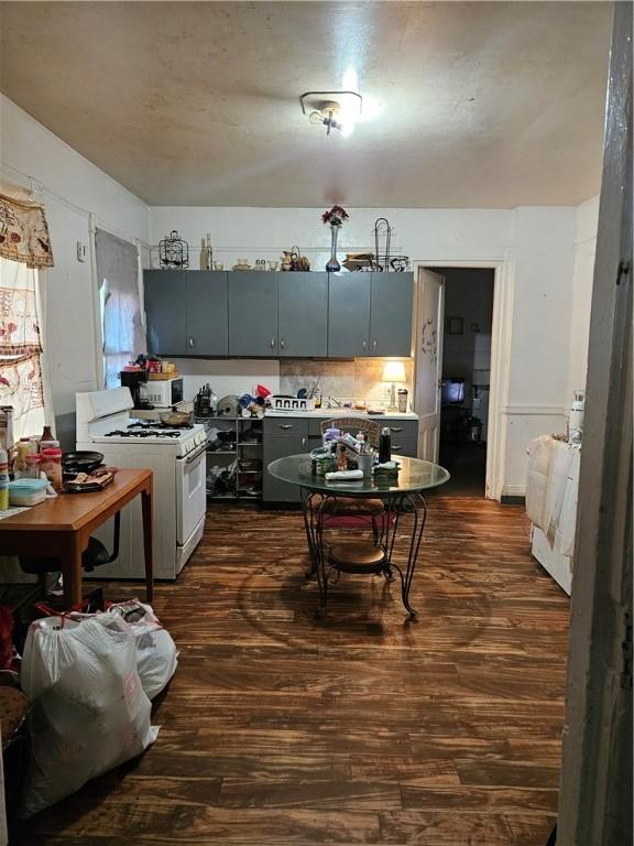201 Clifford Ave, Rochester, NY 14621 - photo 9