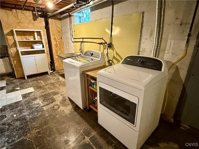 laundry room featuring washer and dryer