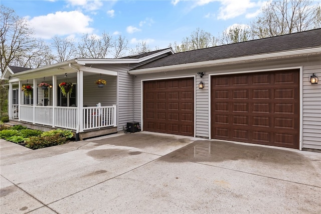 3760 N Creek Rd, Palmyra, NY 14522 - view of side of home with covered porch, an attached garage, and concrete driveway