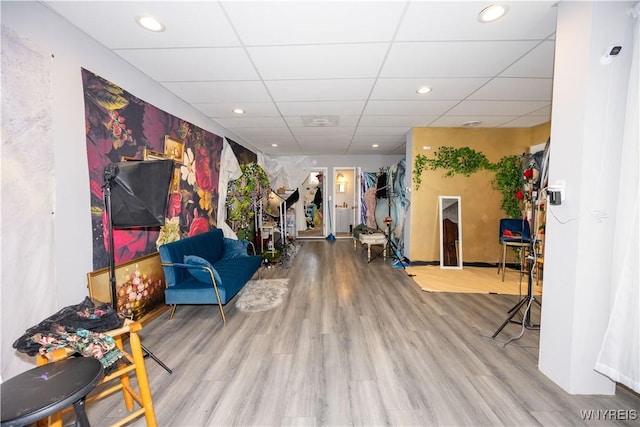 2282 Seneca St, Buffalo, NY 14210 - lobby with recessed lighting and a paneled ceiling