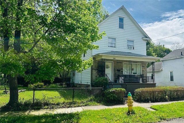 2817 10th St, Niagara Falls, NY 14305 - view of front of property with a porch