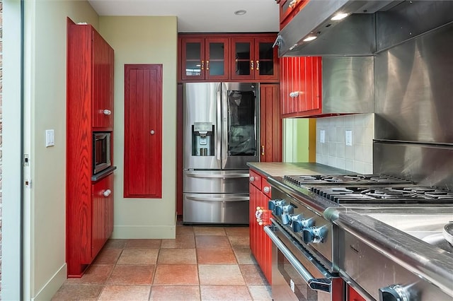 4331 Tichenor Point Dr, Canandaigua-Town, NY 14424 - kitchen featuring stainless steel appliances, ventilation hood, baseboards, backsplash, and glass insert cabinets