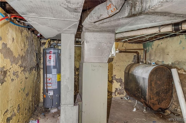 1001 15th St, Niagara Falls, NY 14301 - utility room featuring gas water heater and oil tank