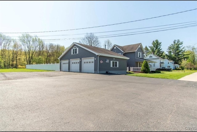 view of detached garage